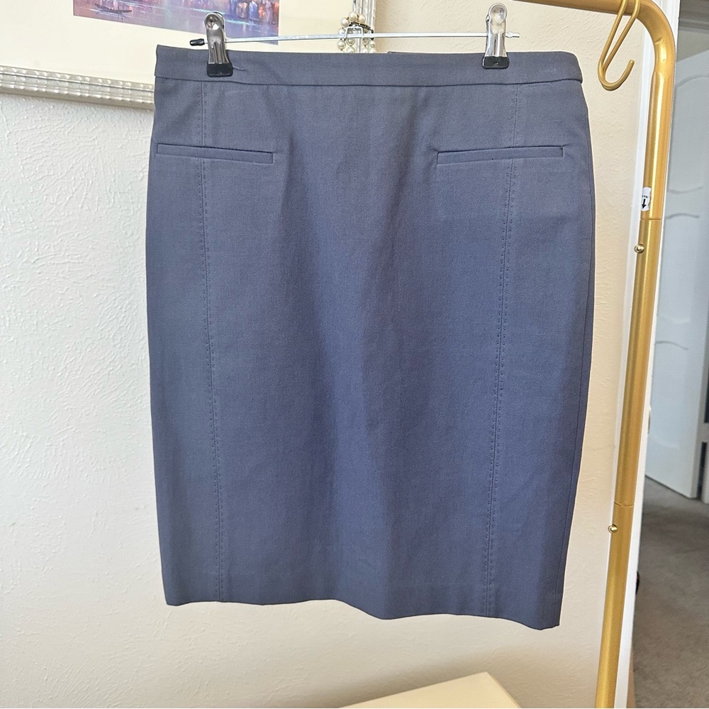 -Banana Republic office Pencil Skirt, Blue Grey with Back Slit Size 2P, NWT